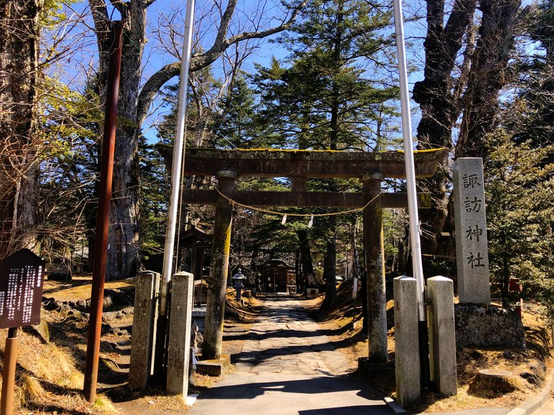 軽井沢の神社が初詣におすすめ！地元の不動産会社が教えるパワースポット！